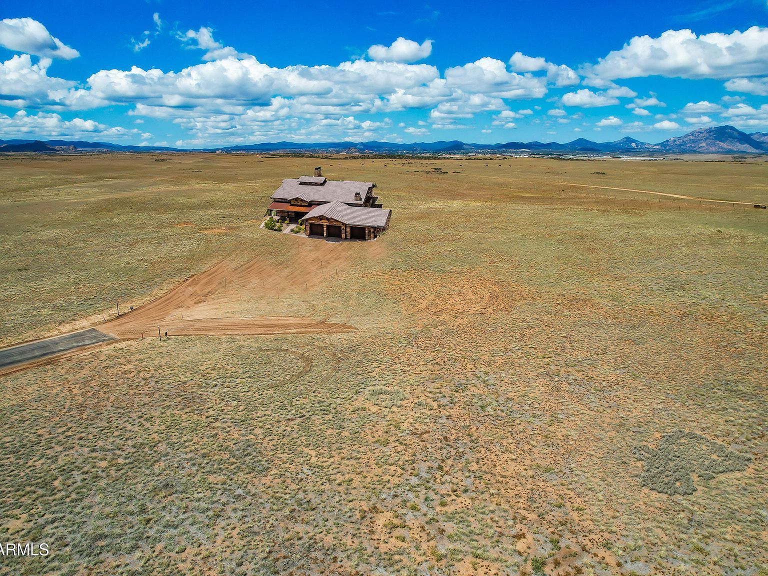 8992 Barrel Mesa Rd Prescott Valley, AZ 86315 - Thumbnail 2