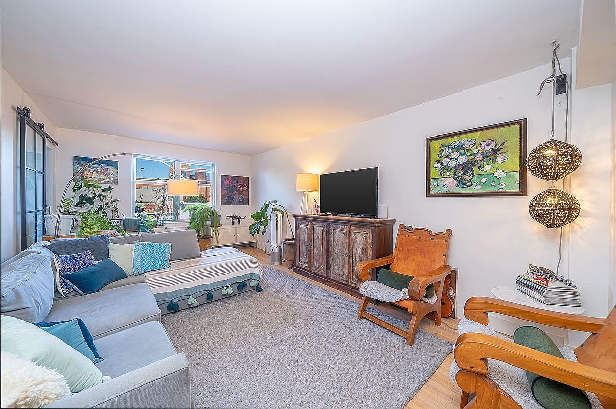 100 Park Ter W APT 2M Manhattan, NY 10034 - Thumbnail 2