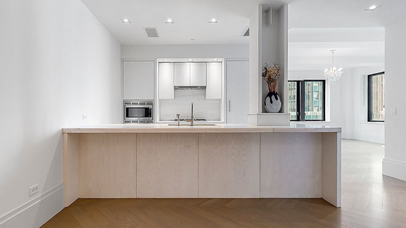 101 Wall St #8B New York, NY 10005 - Thumbnail 2