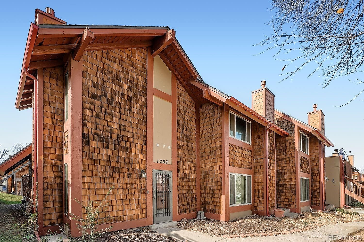 1297 S Dillon Way Aurora, CO 80012 - Thumbnail 2