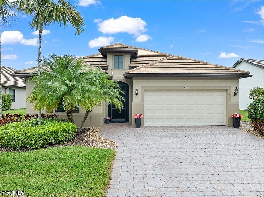 7022 Live Oak Dr Naples, FL 34114  | Single Family
