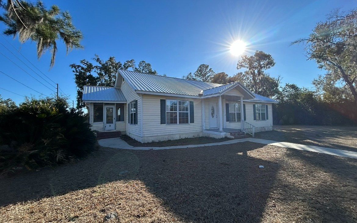 104 10th St SW Jasper, FL 32052 - Thumbnail 2