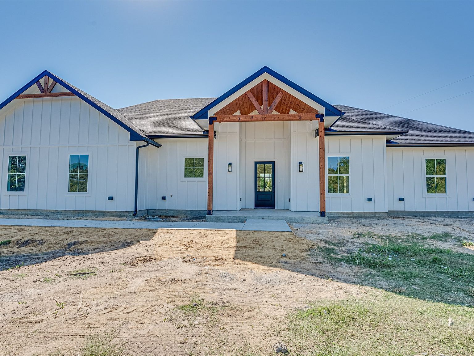 3072 NE County Road 1030 Chatfield, TX 75105 - Thumbnail 2