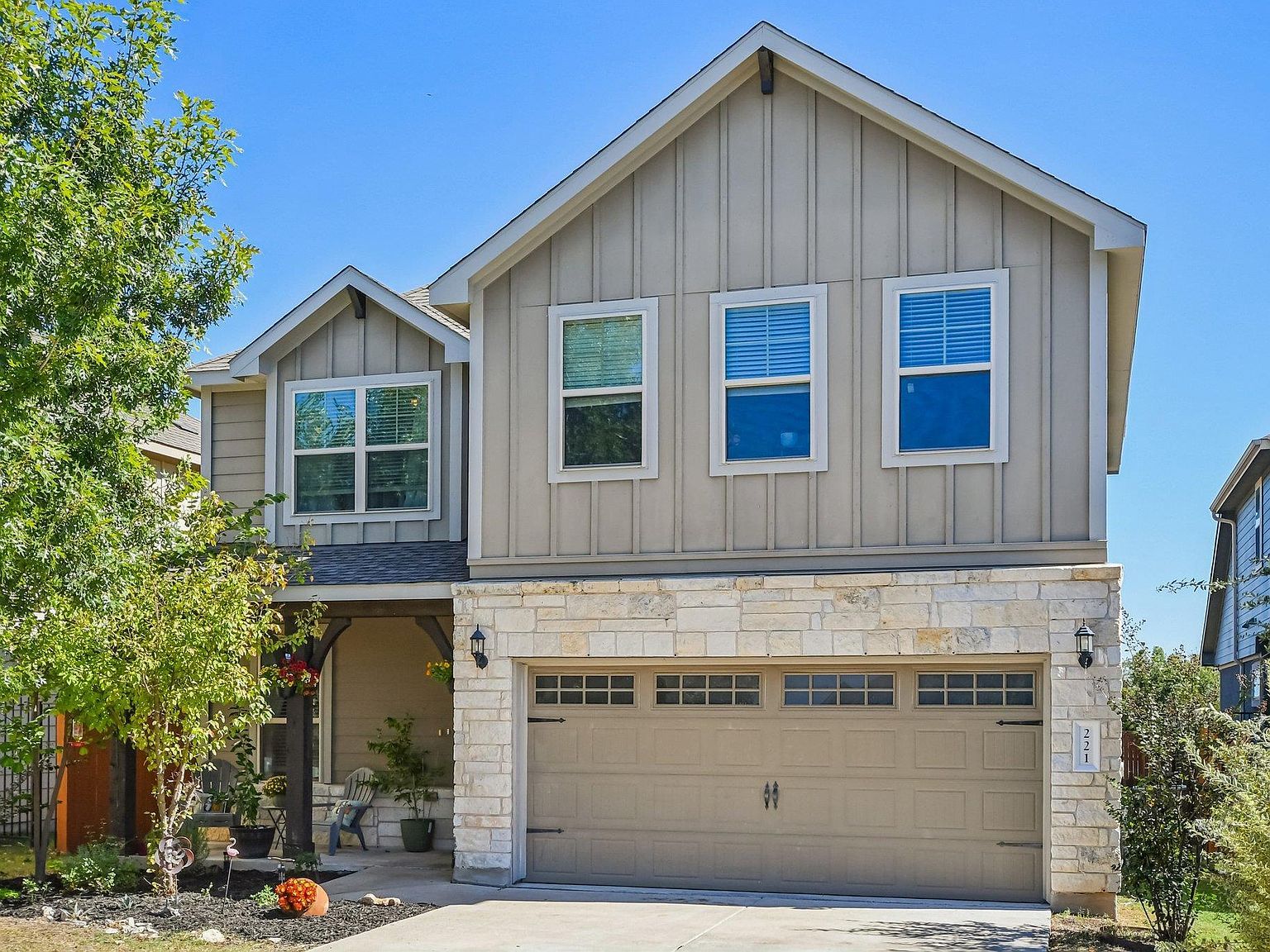 221 Bonnet Blvd Georgetown, TX 78628 - Thumbnail 2