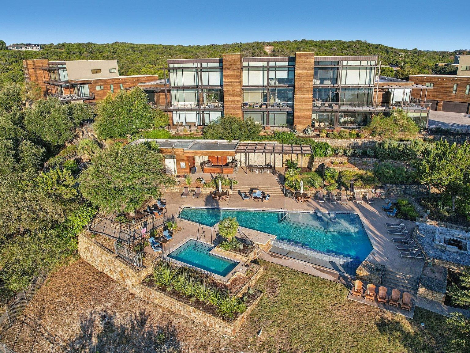 1101 Ivean Pearson Rd #E203 Lago Vista, TX 78645 - Thumbnail 2