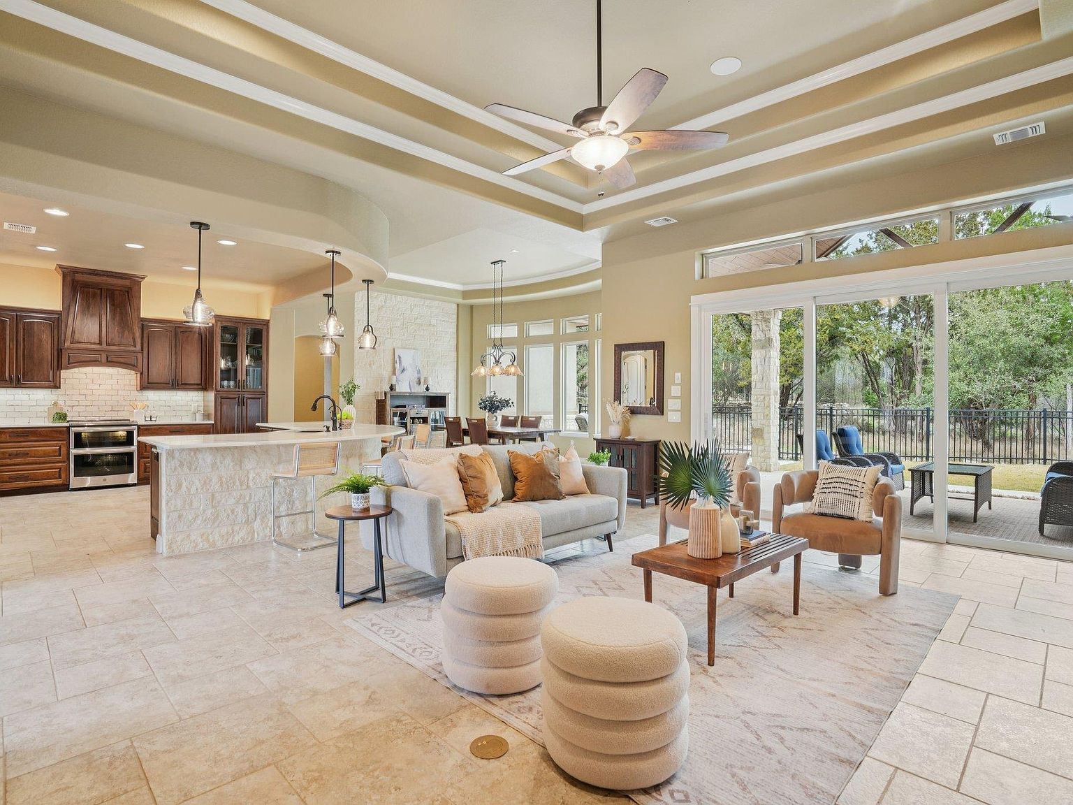 2225 Elm Cedar Dr New Braunfels, TX 78132 - Thumbnail 2