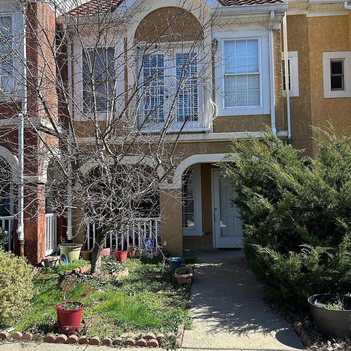 2319 N Howard St Philadelphia, PA 19133 - Thumbnail 2