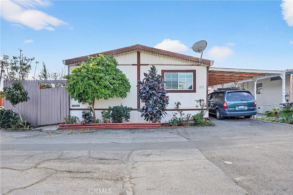 5450 N Paramount Blvd Space 169 Long Beach, CA 90805 - Thumbnail 2