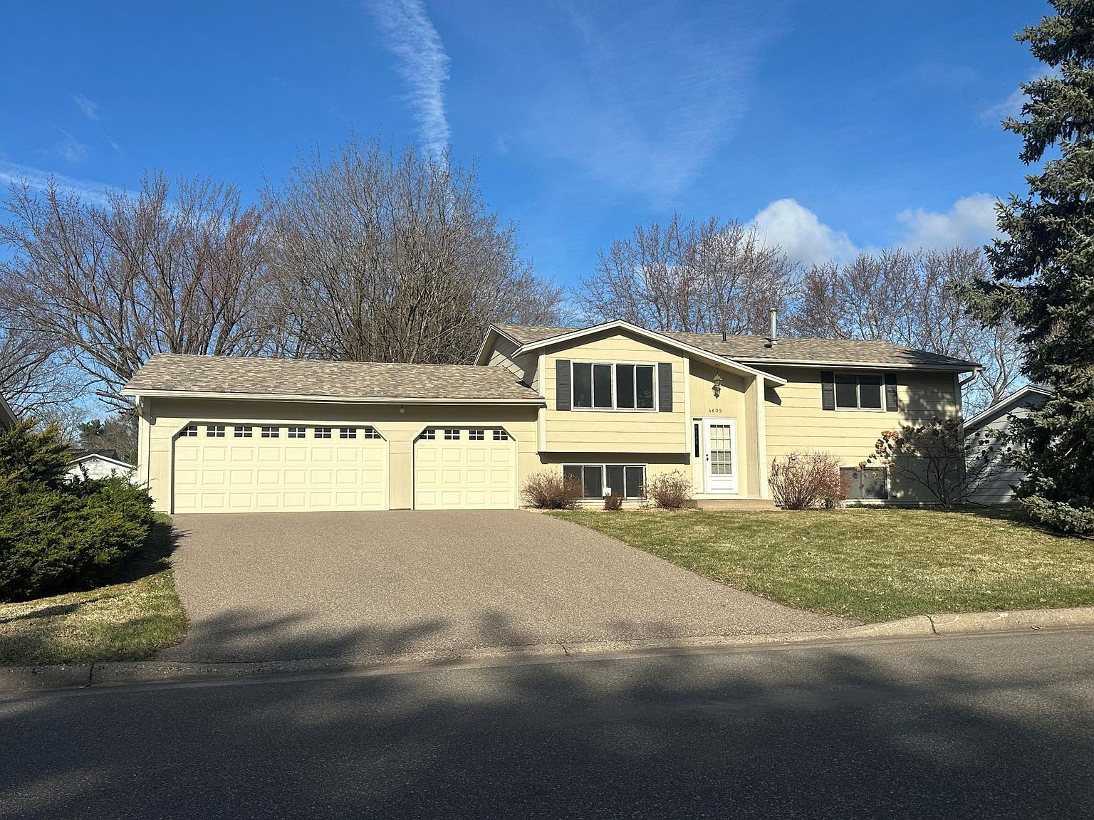 4609 Carolyn Ln White Bear Lake, MN 55110  | Single Family