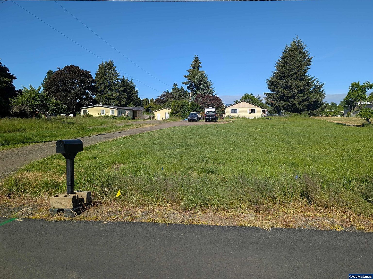 415 SE Hawthorne Ave Dallas, OR 97338, 97338