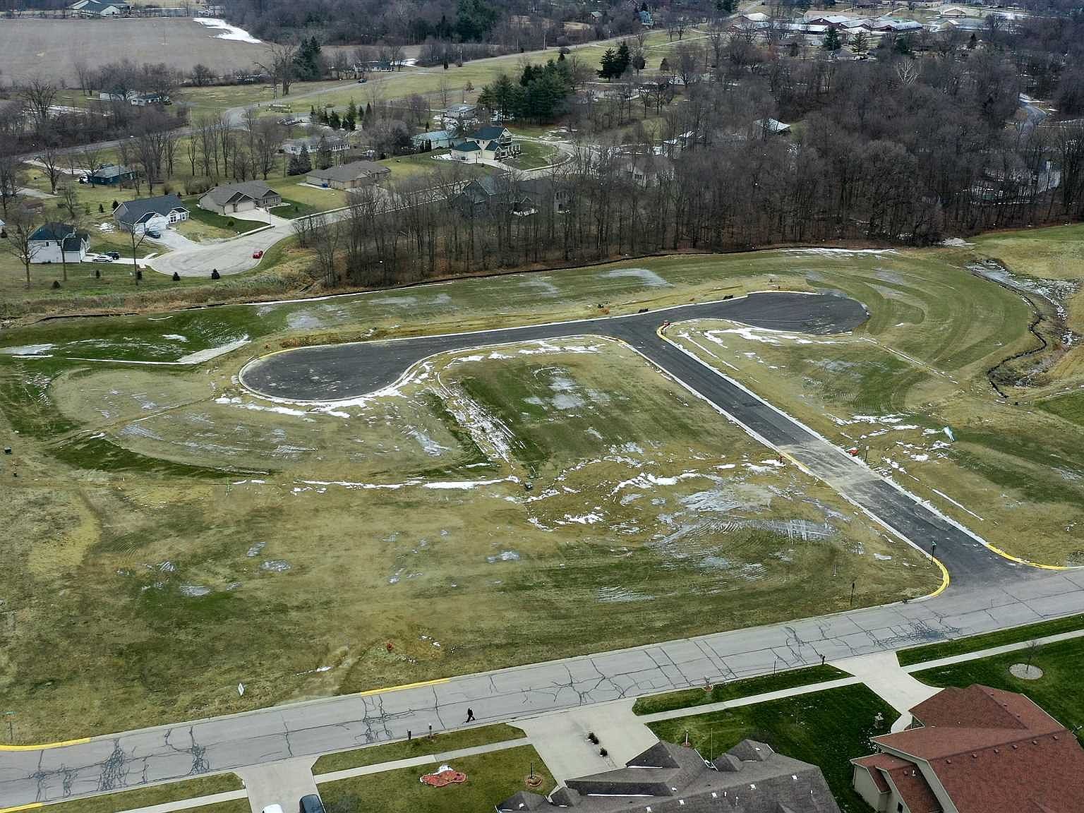 334 N Sweet Briar Ct #7 Columbia City, IN 46725 - Thumbnail 2