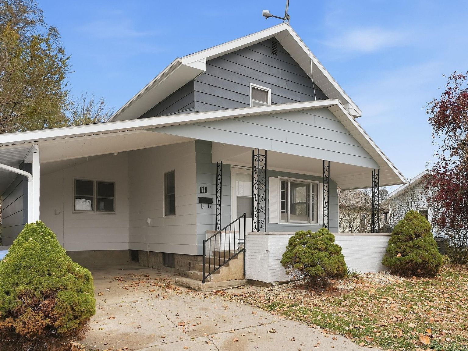 111 Marshall Ave Columbia City, IN 46725 - Thumbnail 2