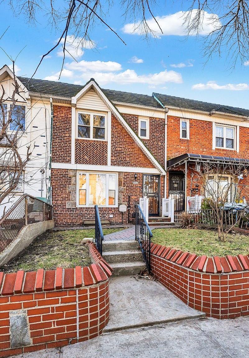 82-56 Eliot Ave Flushing, NY 11379 - Thumbnail 2