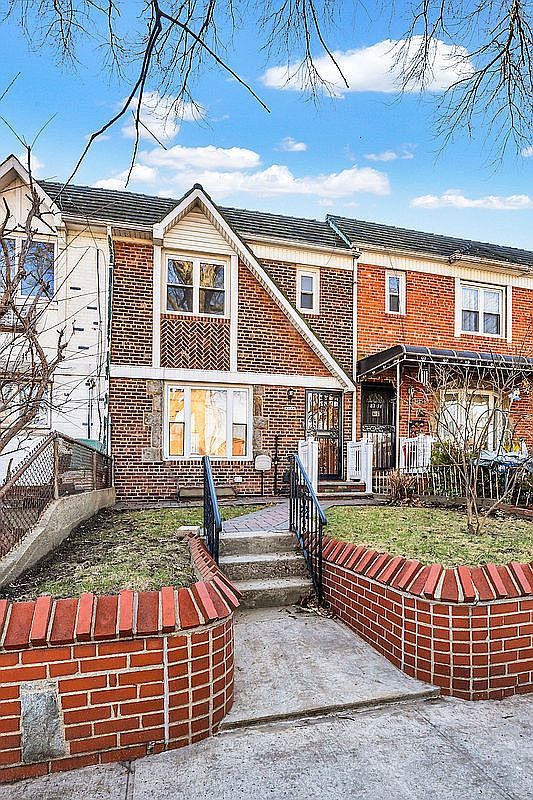 82-56 Eliot Ave #1 Middle Village, NY 11379 - Thumbnail 2