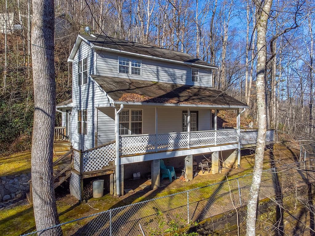 240 Carpenter Rd Bryson City, NC 28713 - Thumbnail 2