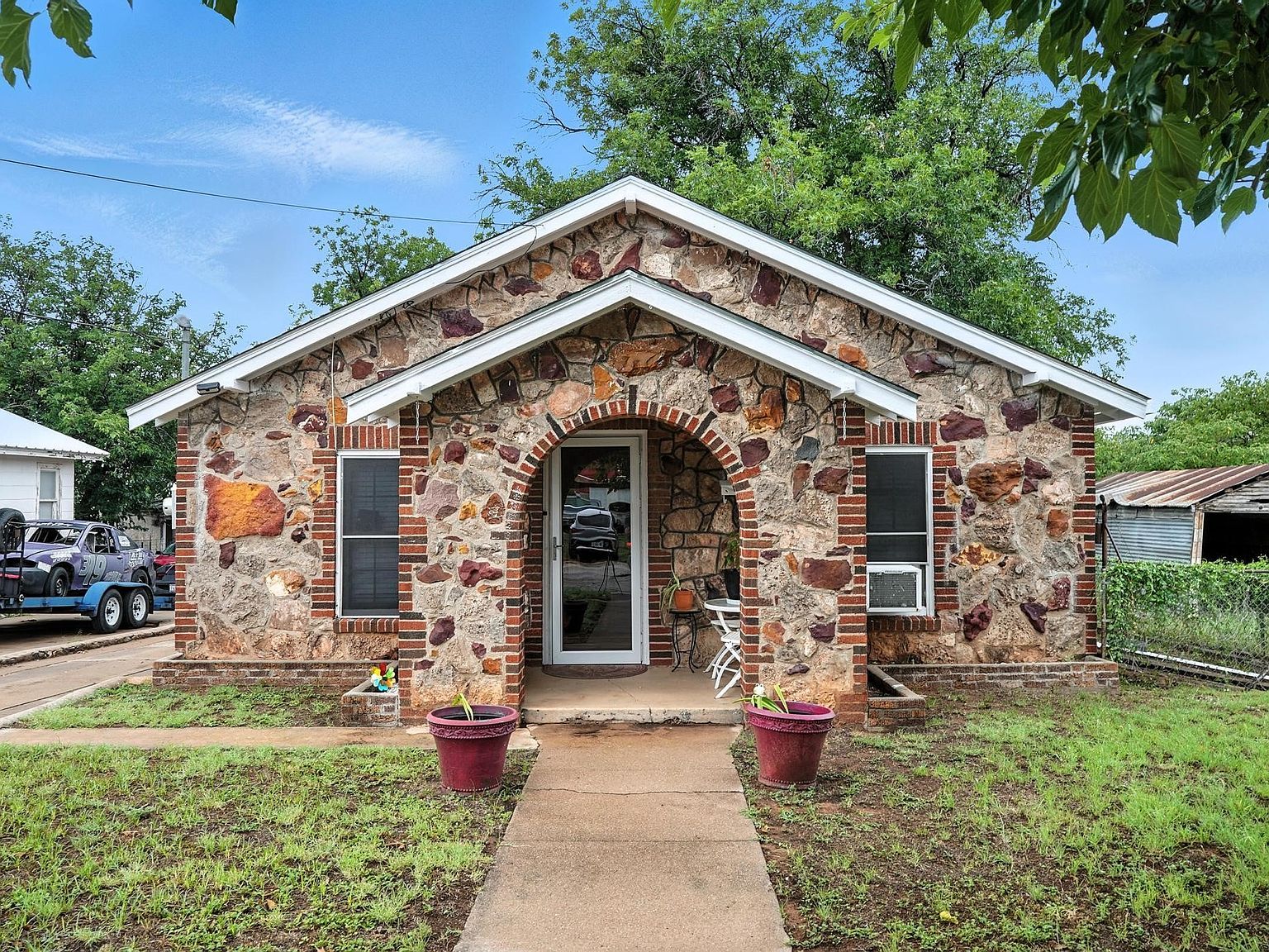 907 Bowie St Sweetwater, TX 79556 - Thumbnail 2