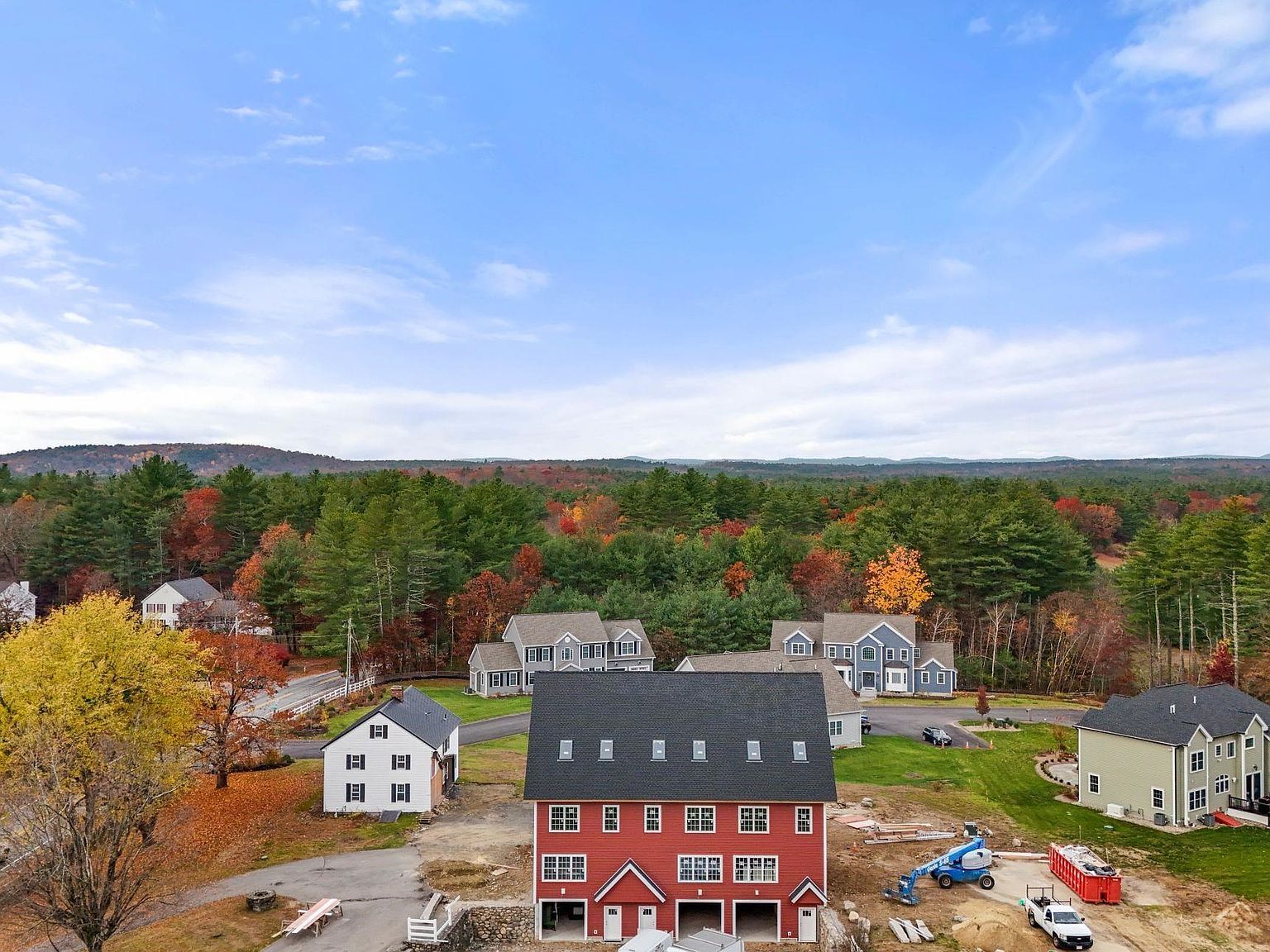 67 Groton Rd UNIT B Nashua, NH 03062 - Thumbnail 2