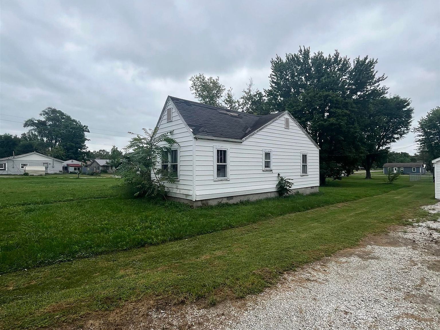 113 E Polk St Alexandria, IN 46001 - Thumbnail 2