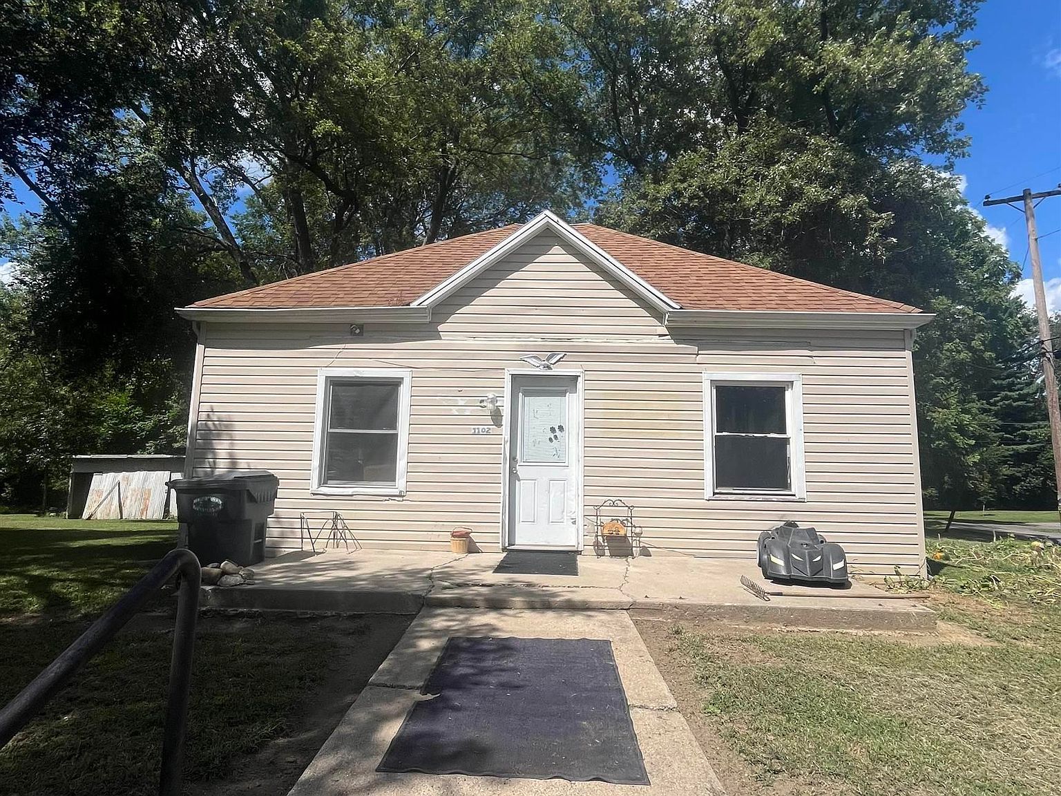 1102 W Monroe St Alexandria, IN 46001 - Thumbnail 2