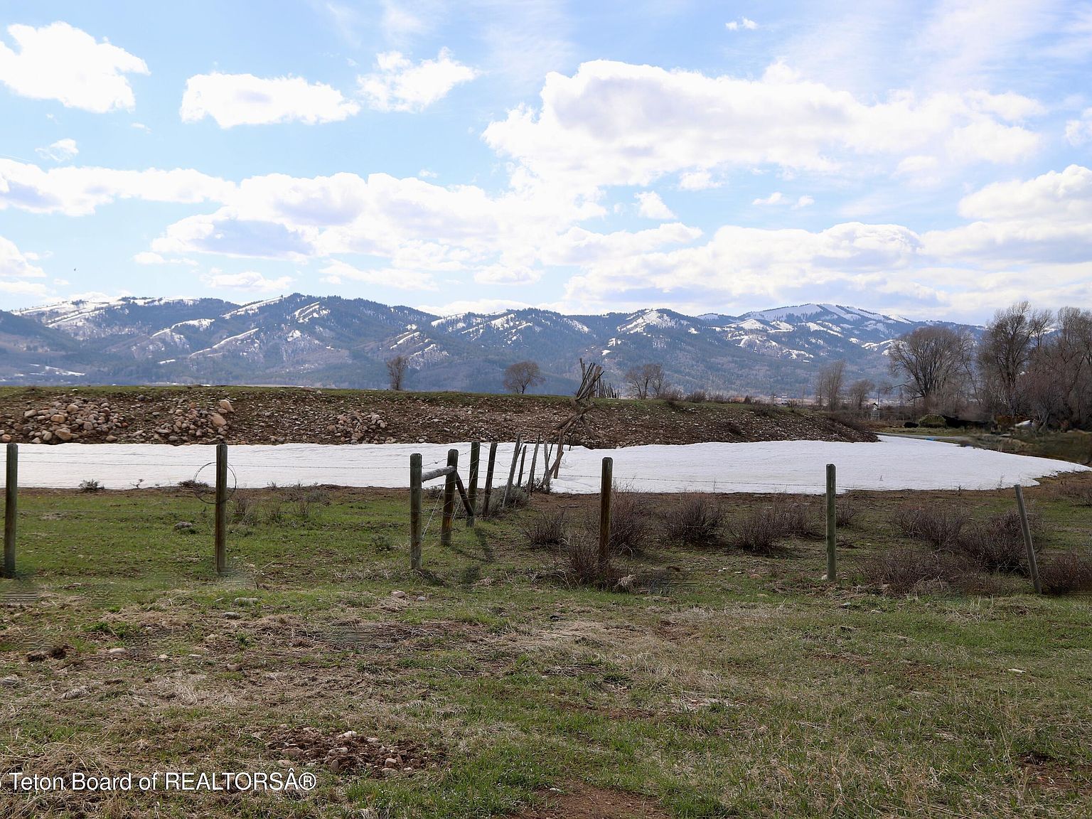 8082 Cutthroat Ln Victor, ID 83455 - Thumbnail 2