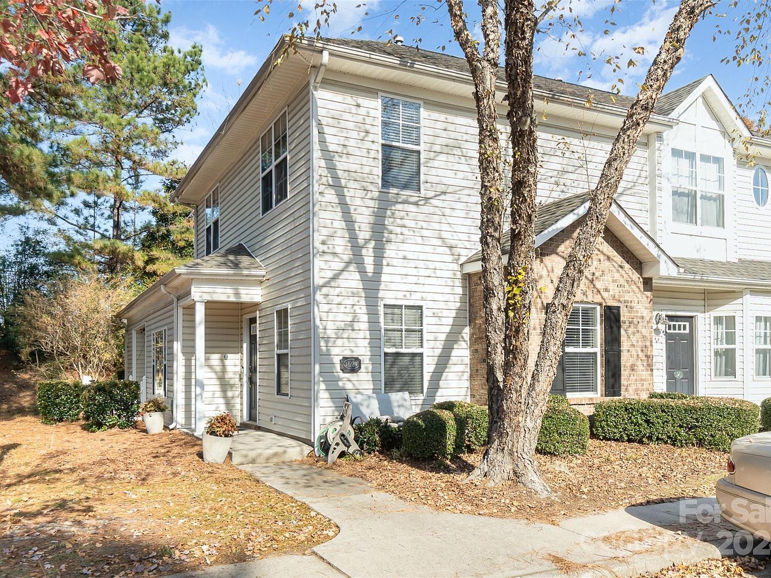 12229 Savannah Garden Dr Charlotte, NC 28273 - Thumbnail 2