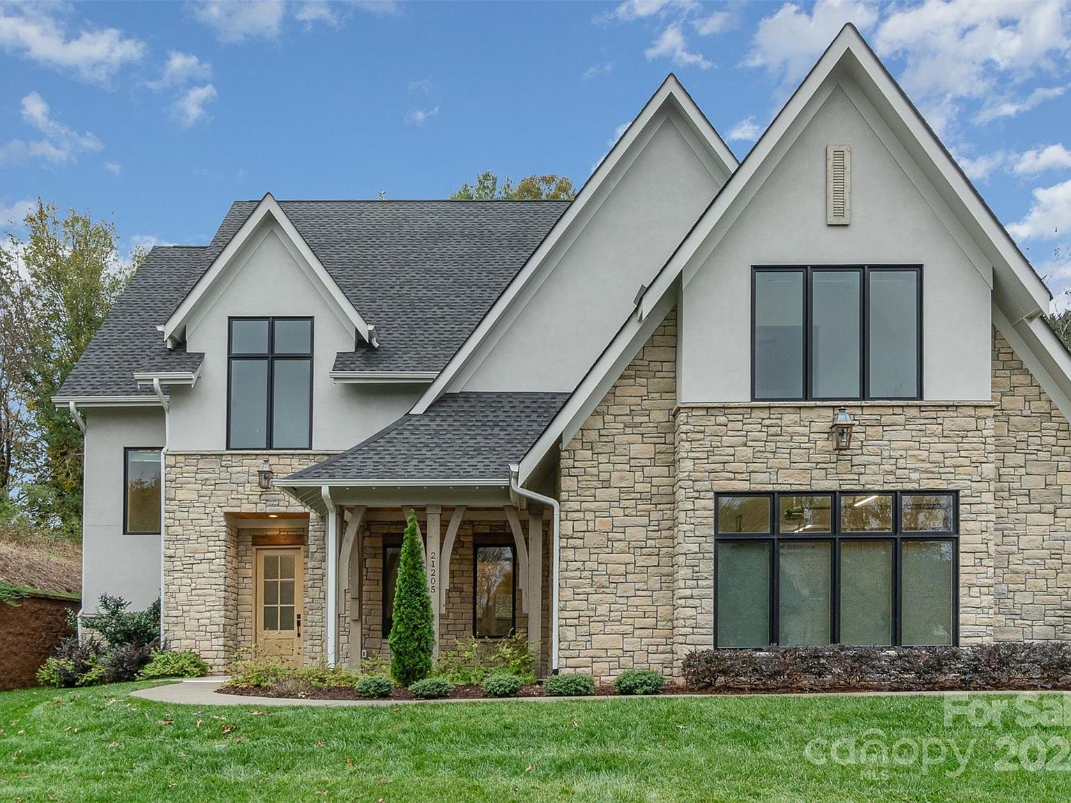 21205 Olde Quarry Ln Cornelius, NC 28031 - Thumbnail 2