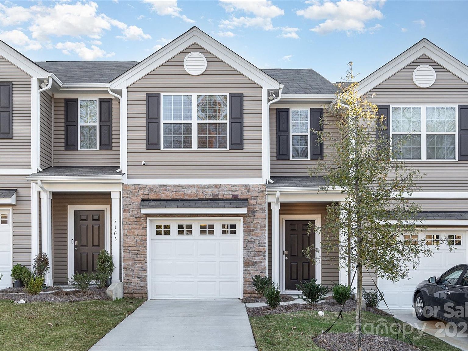 7109 N Mills Rd Charlotte, NC 28216 - Thumbnail 2