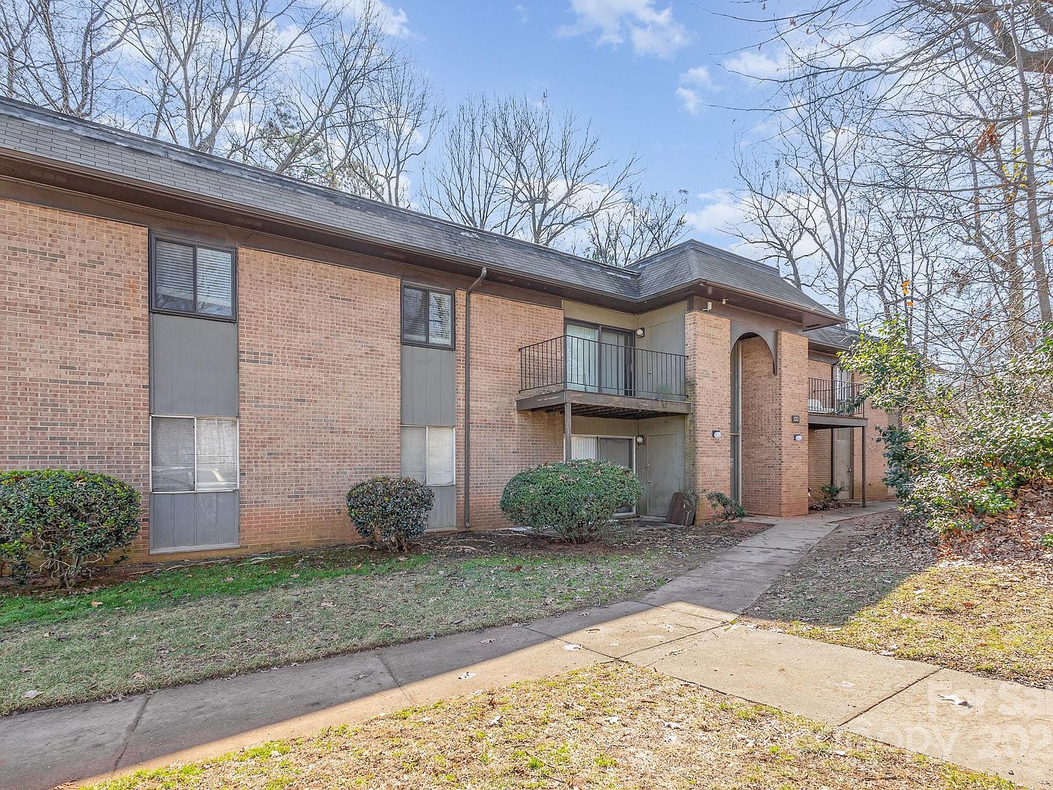 133 Orchard Trace Ln APT 7 Charlotte, NC 28213 - Thumbnail 2