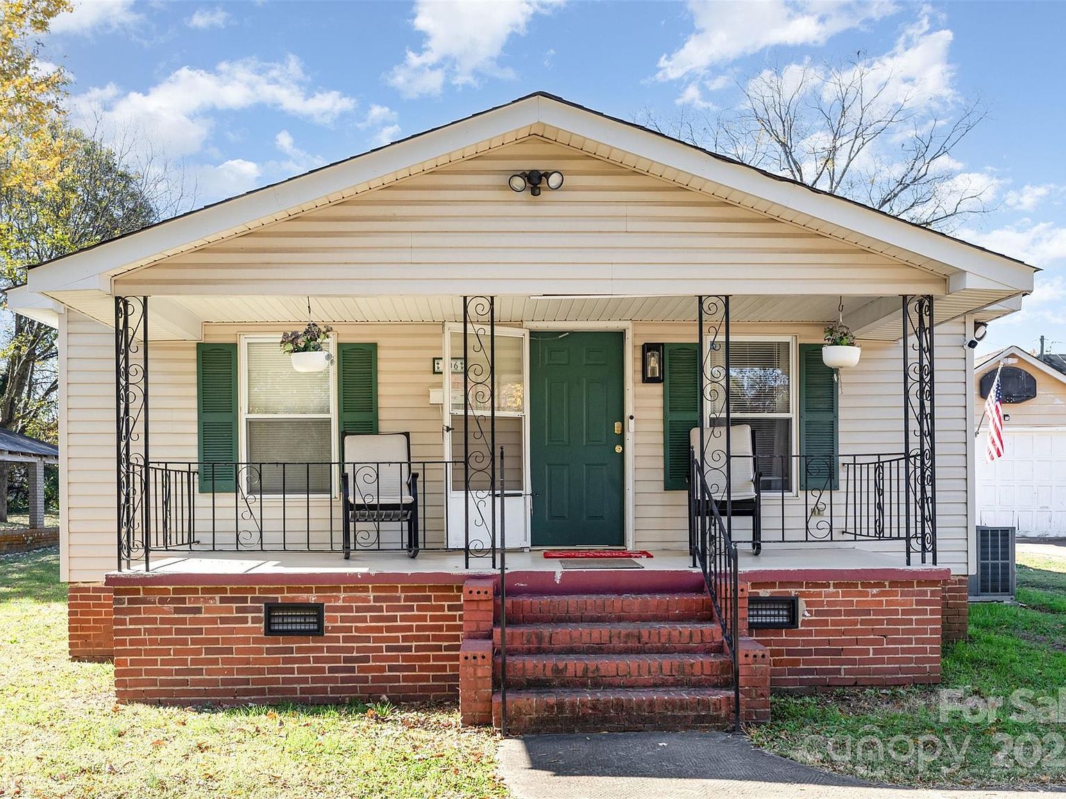 106 E Liberty St China Grove, NC 28023 - Thumbnail 2