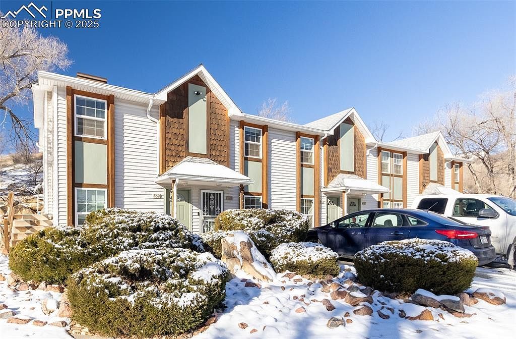 565 W Dale St Colorado Springs, CO 80905 - Thumbnail 2