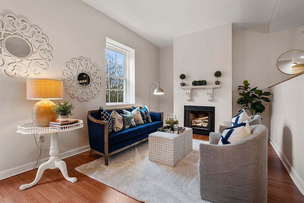 100 Parks St APT 32 Duxbury, MA 02332 - Thumbnail 2