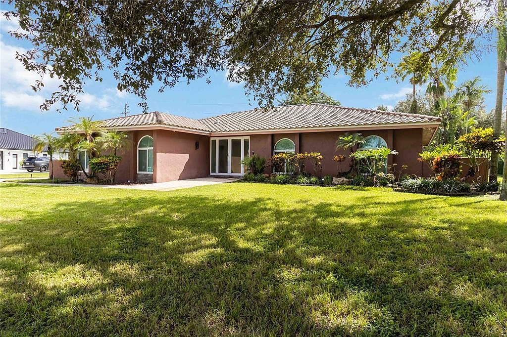 3290 SW 131st Ter Davie, FL 33330 - Thumbnail 2