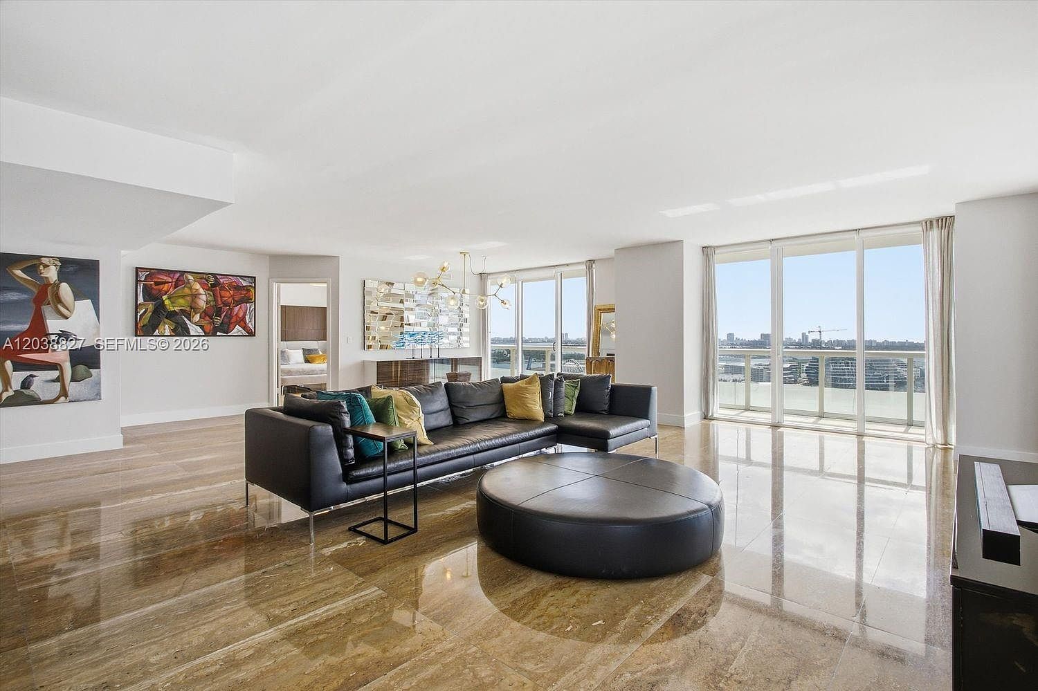 50 Biscayne Blvd APT 2510 Miami, FL 33132, 33132