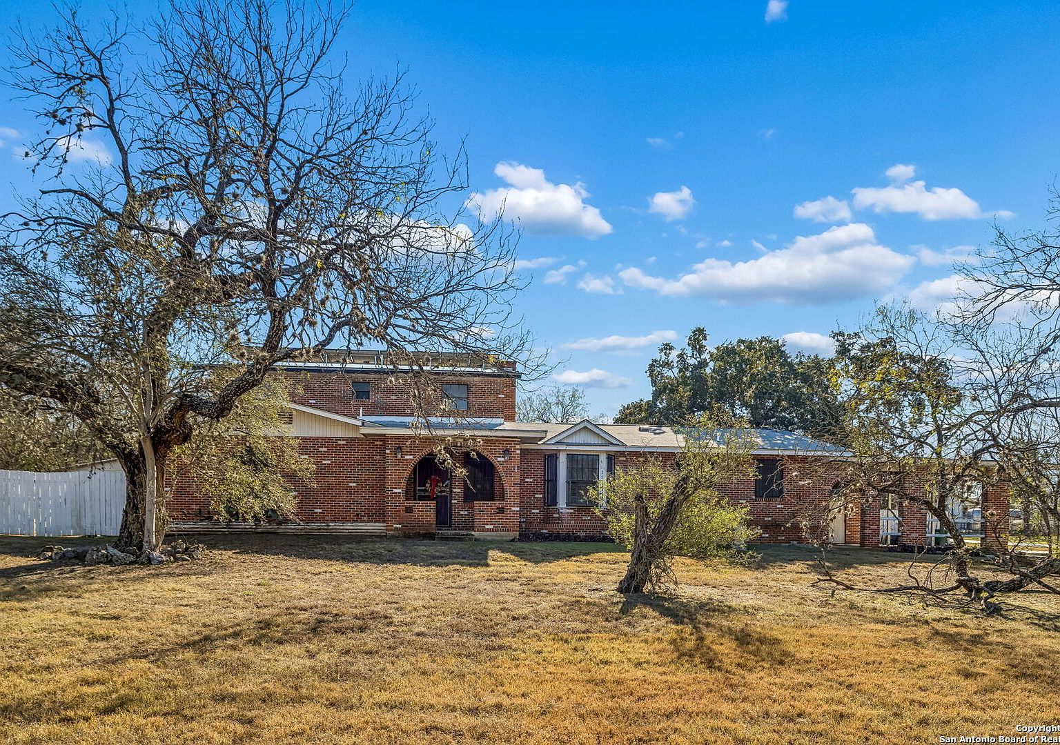 4035 Parkway Dr San Antonio, TX 78228 - Thumbnail 2