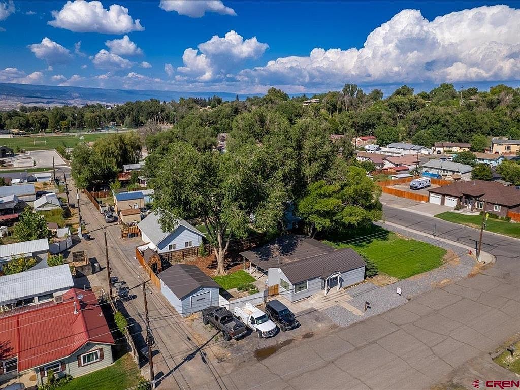 433 E 11th St Delta, CO 81416 - Thumbnail 2