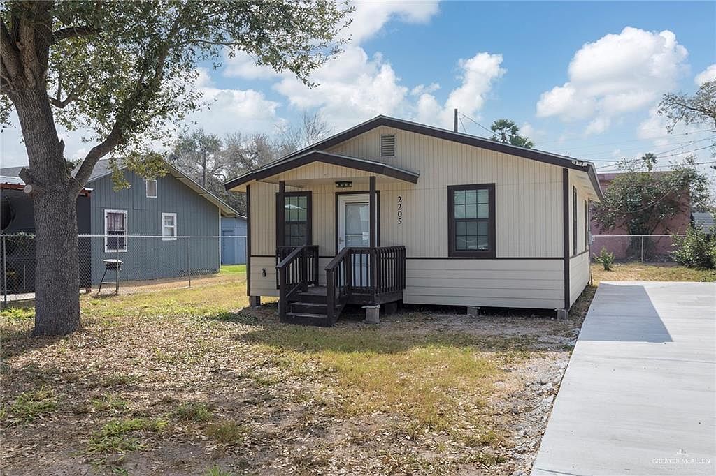 2205 W Corpus Christi Dr Weslaco, TX 78599 - Thumbnail 2