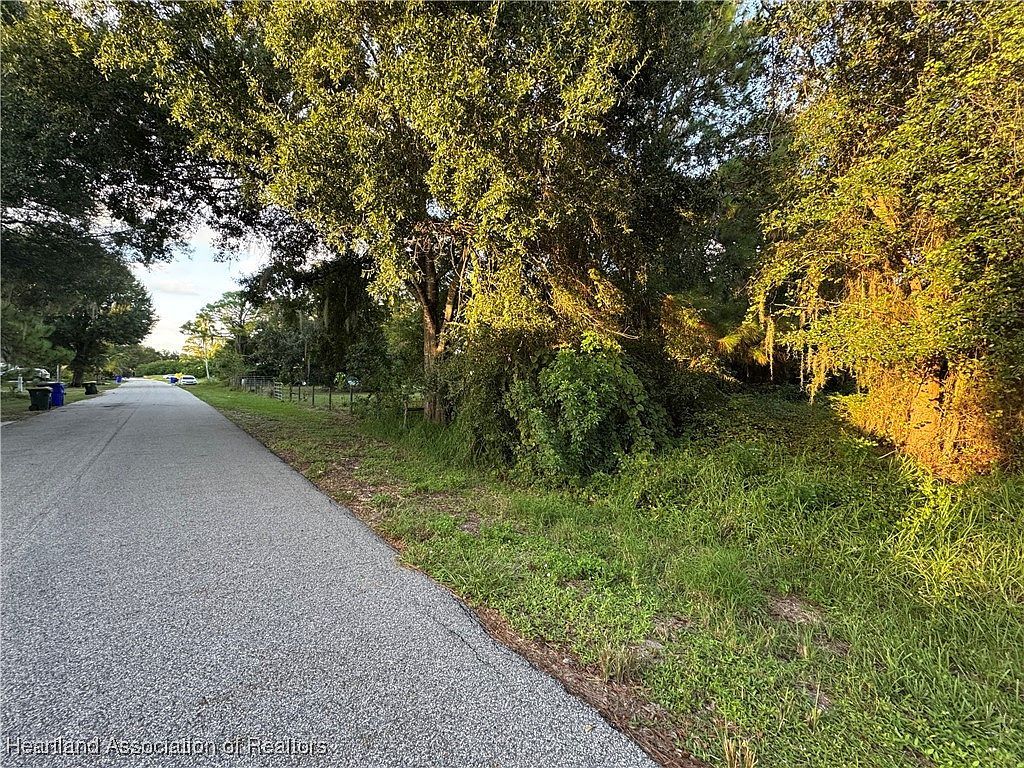 629 Serenade Ter Lake Placid, FL 33852  | Land/Lot