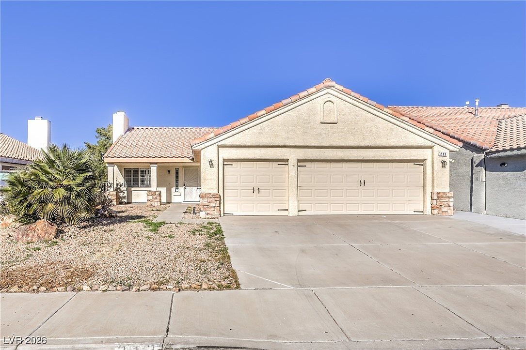 213 Sea Bluff Dr Henderson, NV 89002 - Thumbnail 2