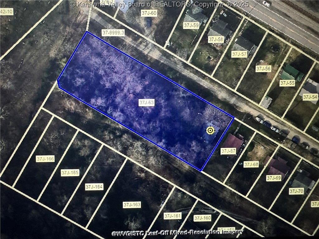 53 Cemetery Ln Mount Carbon, WV 25139 - Thumbnail 2