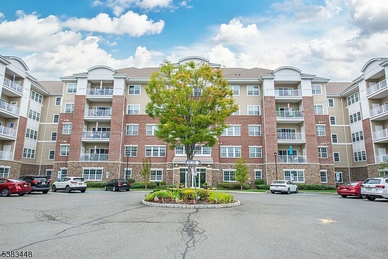 1116 Warrens Way Wanaque, NJ 07465 - Thumbnail 2