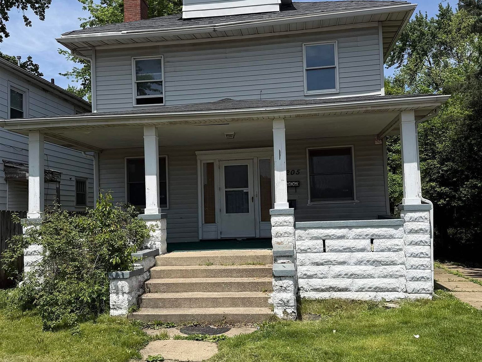 1205 E Converse Ave Springfield, IL 62702 - Thumbnail 2