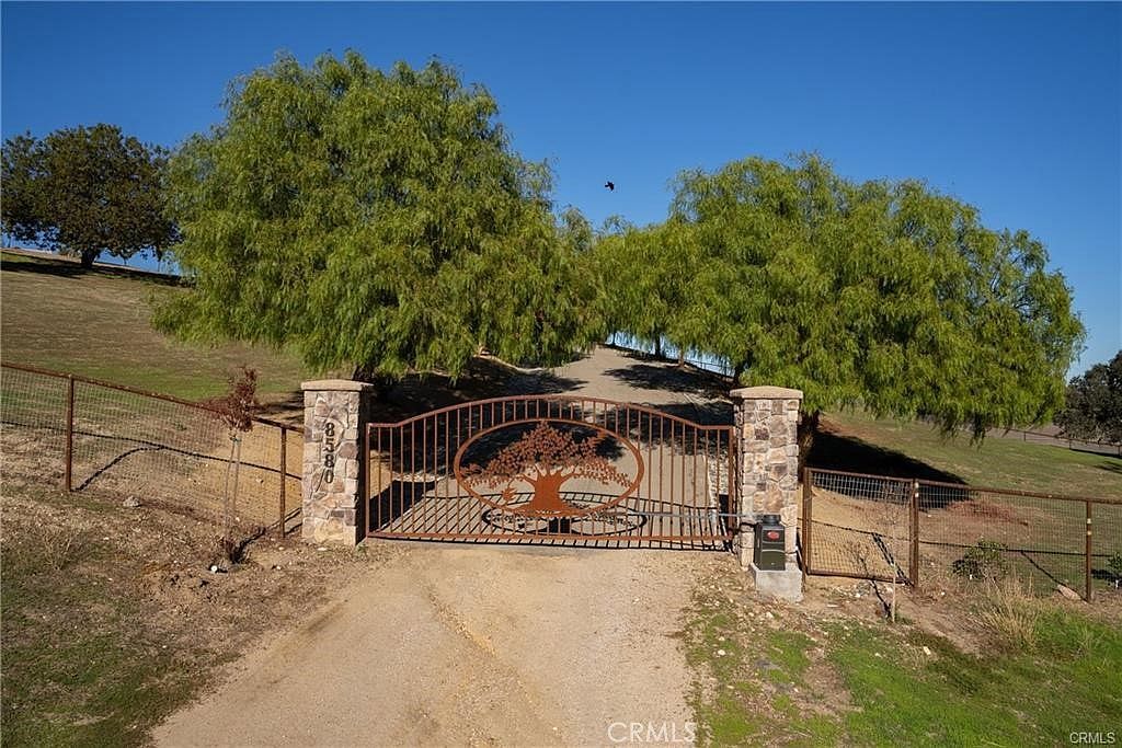 8580 Warren Rd Paso Robles, CA 93446 | Single Family