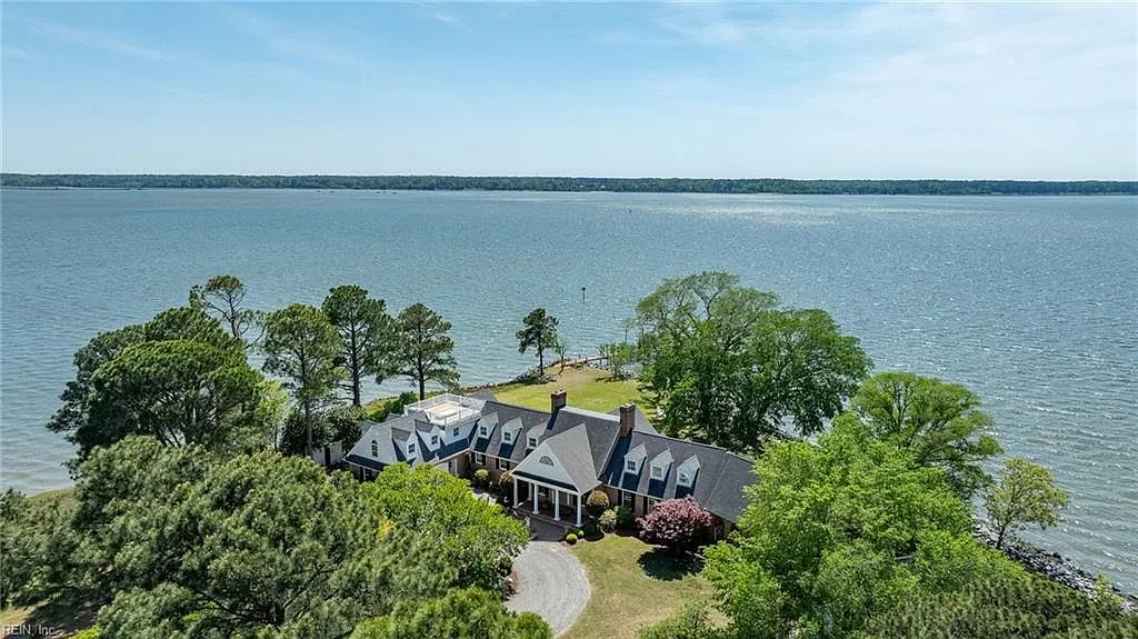 6454 Carmines Island Ln Hayes, VA 23072 | Single Family