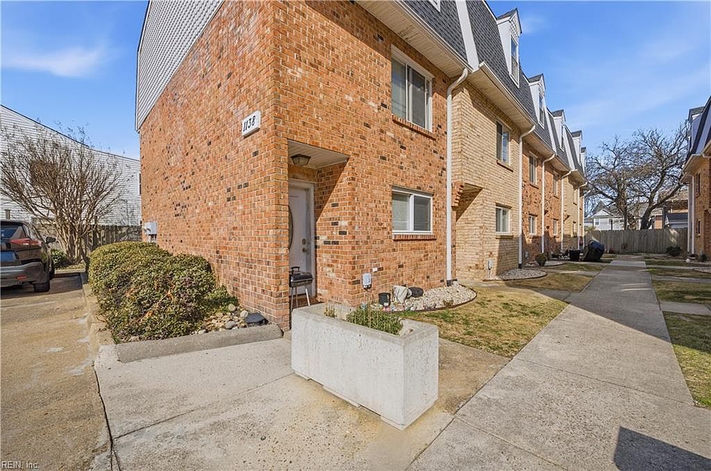 1138 Hillside Ave #E Norfolk, VA 23503 - Thumbnail 2