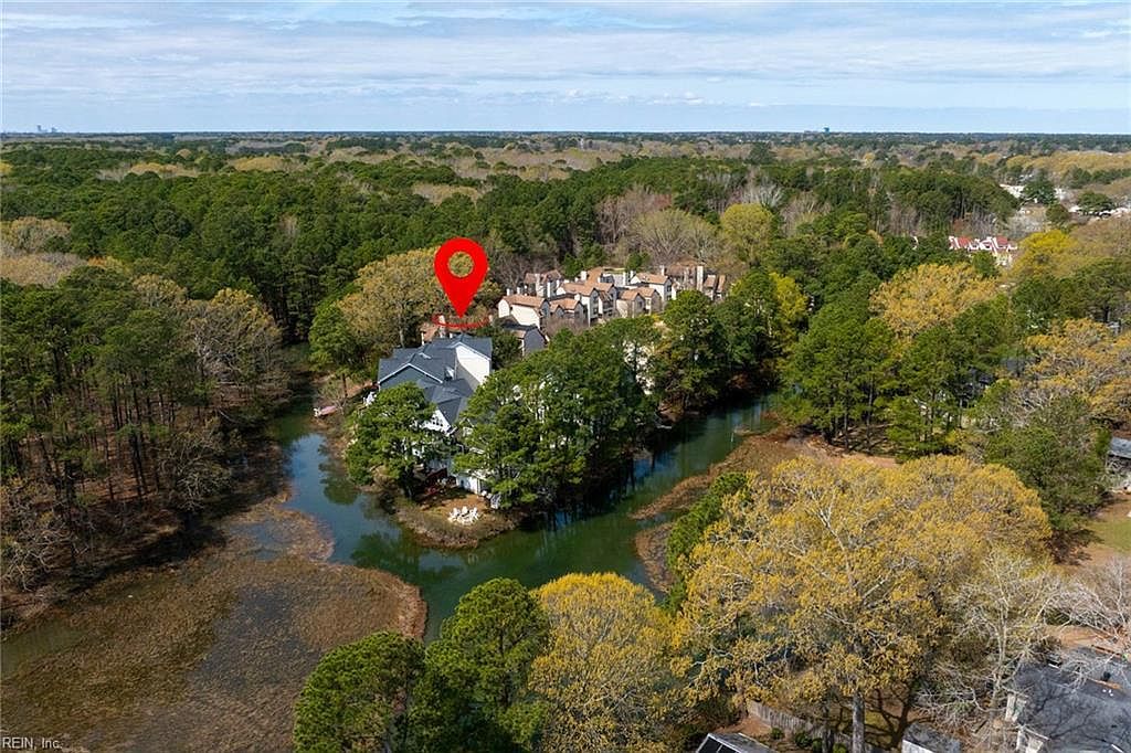 593 Sea Oats Way Virginia Beach, VA 23451  | Condominium