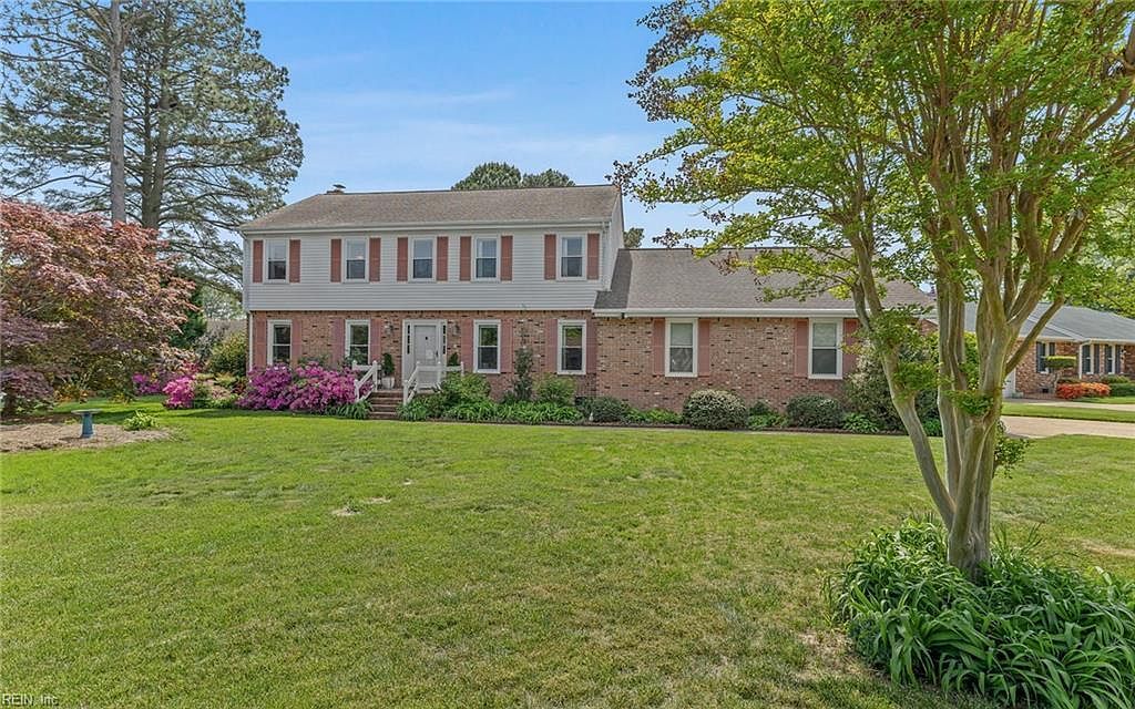 1101 Kings Way Dr Virginia Beach, VA 23455  | Single Family