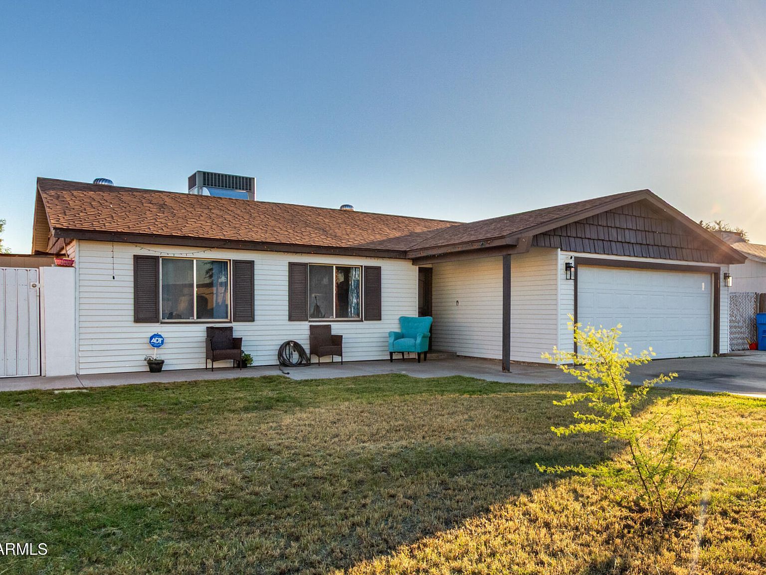 8001 W College Dr Phoenix, AZ 85033 - Thumbnail 2