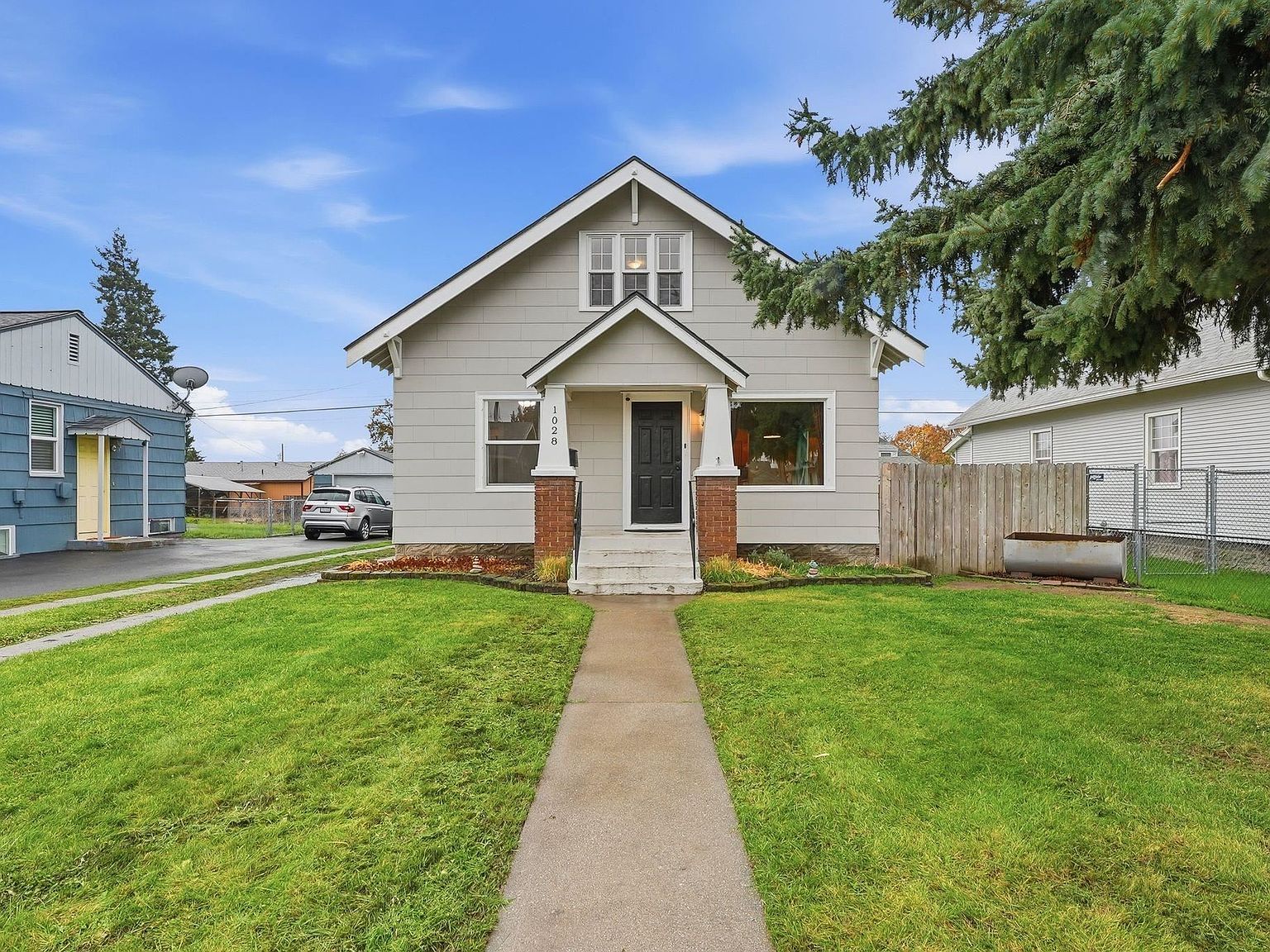 1028 E Courtland Ave Spokane, WA 99207 - Thumbnail 2