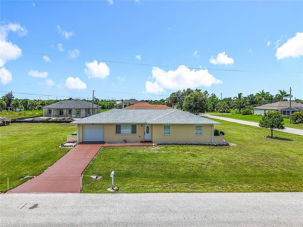 19359 Boulder Ave Pt Charlotte, FL 33954 - Thumbnail 2