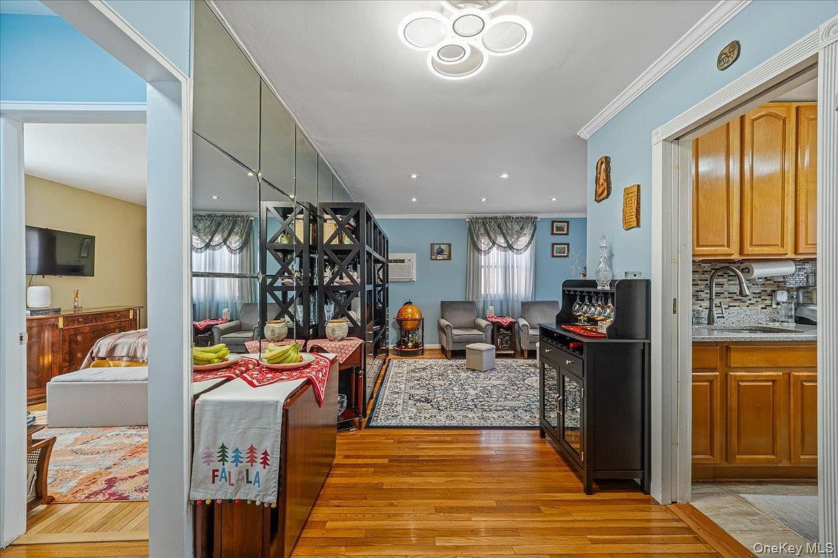 155-155 100th St #2 Howard Beach, NY 11414 - Thumbnail 2